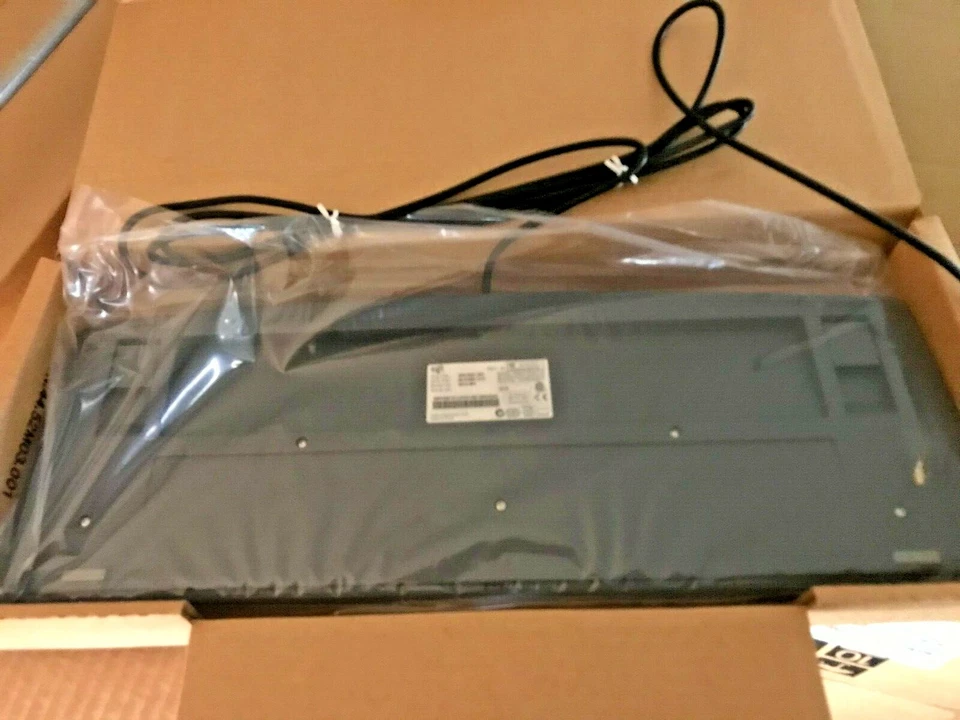 RARE NEW VINTAGE SILICON GRAPHICS SGI GREY PS2 KEYBOARD 062-0051-001 6512-BN - Image 2 of 4