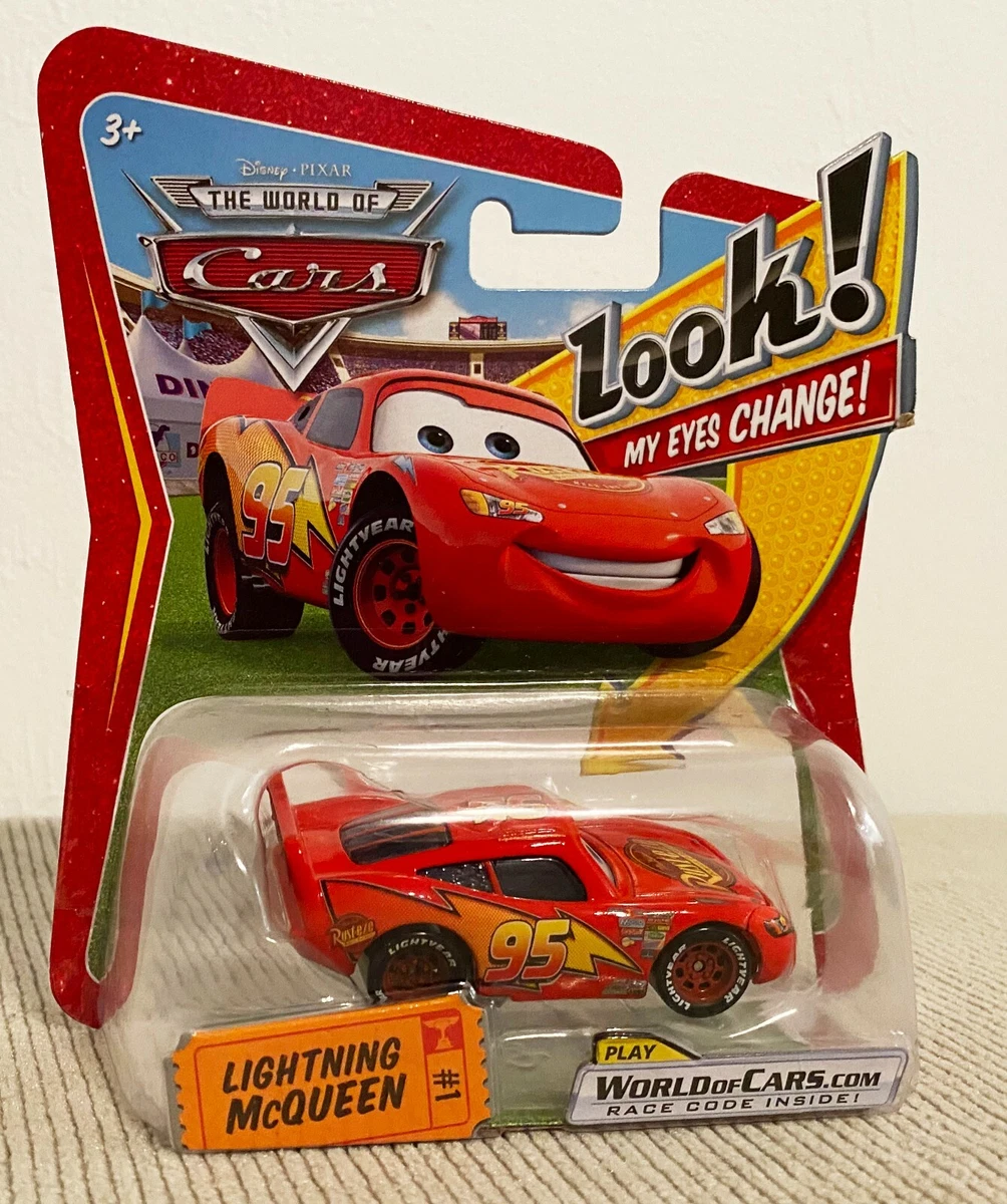 Disney cars 3 change & race lightning best sale mcqueen