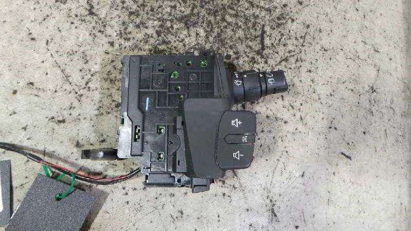 PA6 GF15 wischerschalter für RENAULT SCENIC II AUTHENTIQUE 2003 1347856 Foto 4 de 4