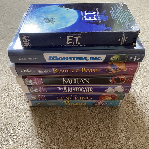 Walt Disney VHS Tapes Masterpiece Collection Lot Of 7 Not Tested Mulan ET Beauty - Picture 2 of 7