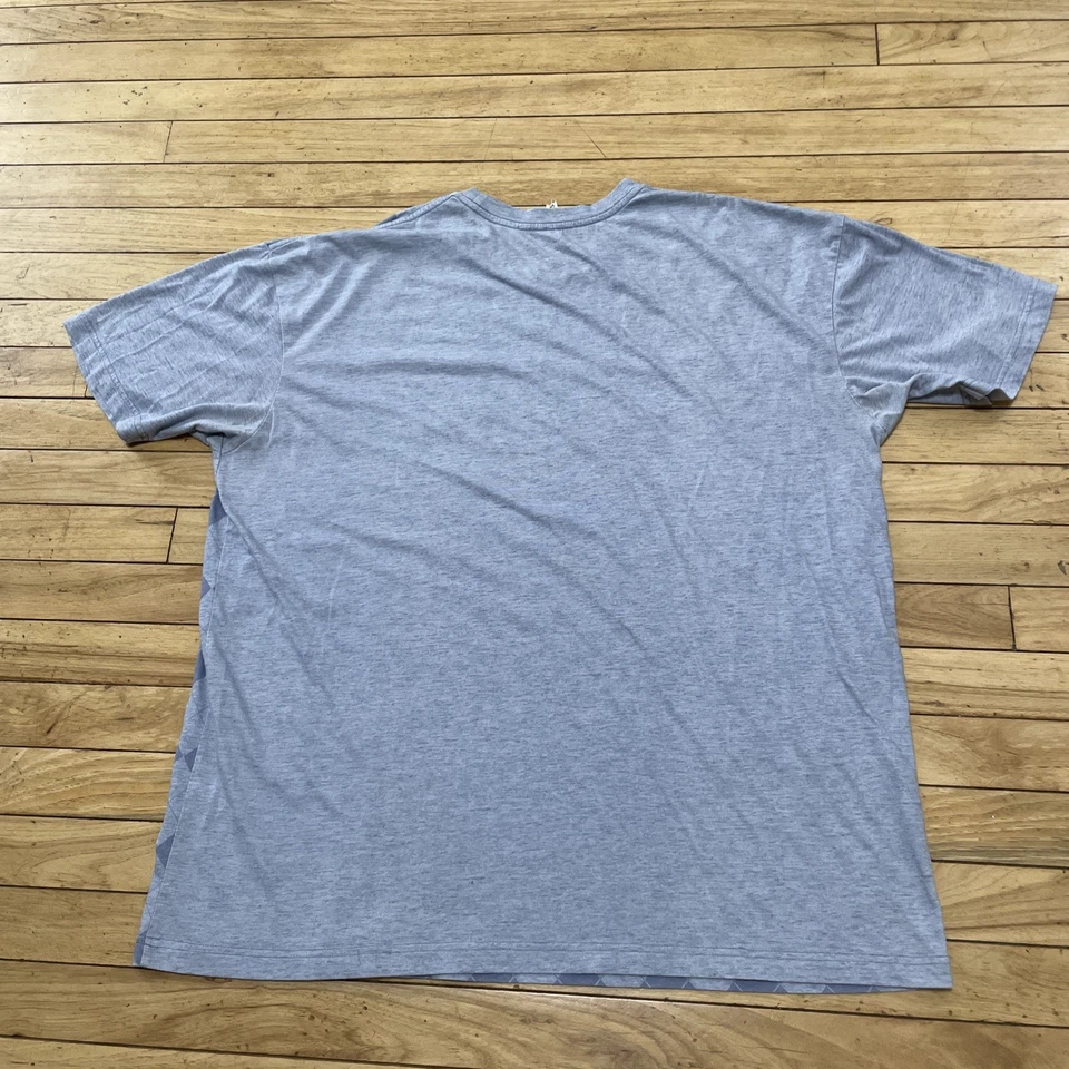 Camiseta Híbrida Premium Camiseta Argyle Hombres XXL Azul Gris Activa Sin Cuello Geométrica Foto 2 de 4