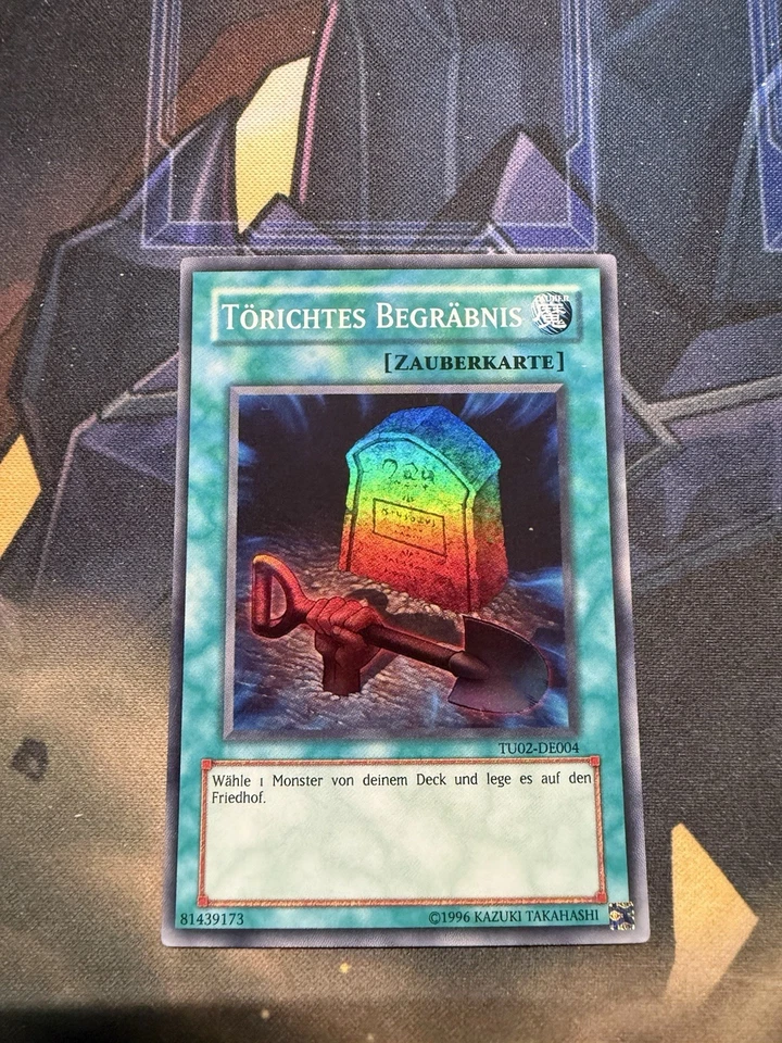 GERMAN YUGIOH Foolish Burial TU02-EN004 Super Rare Nm - Image 3 of 4