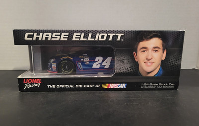 Chase Elliott 1:24 2016 NASCAR Lionel Racing Action 2016 Autograph Signed /400