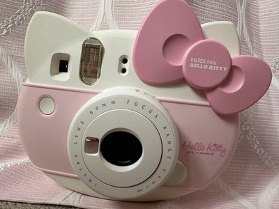 FUJI FILM INSTAX MINI HELLO KITTY analoge Sofortbildkamera Sanrio FUJI FILM