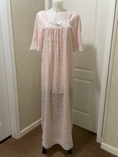 VTG Miss Elaine 2 Pc Pale Pink / Wht Lace Trim Long Nightgown/Robe Set Prairie M