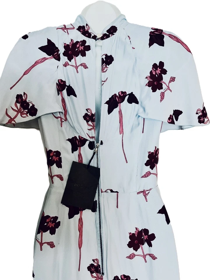 Vestido azul floral de seda Prada tamanho IT44 - Imagem 3 de 4