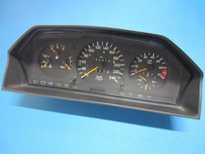 Tacho Kombiinstrument Mercedes W124 W 124 220 200 E 1244400347 K935 1245426669