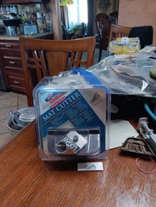 Logan 2000 Hand Held Push Style Mat Matte Cutter Free Shipping!