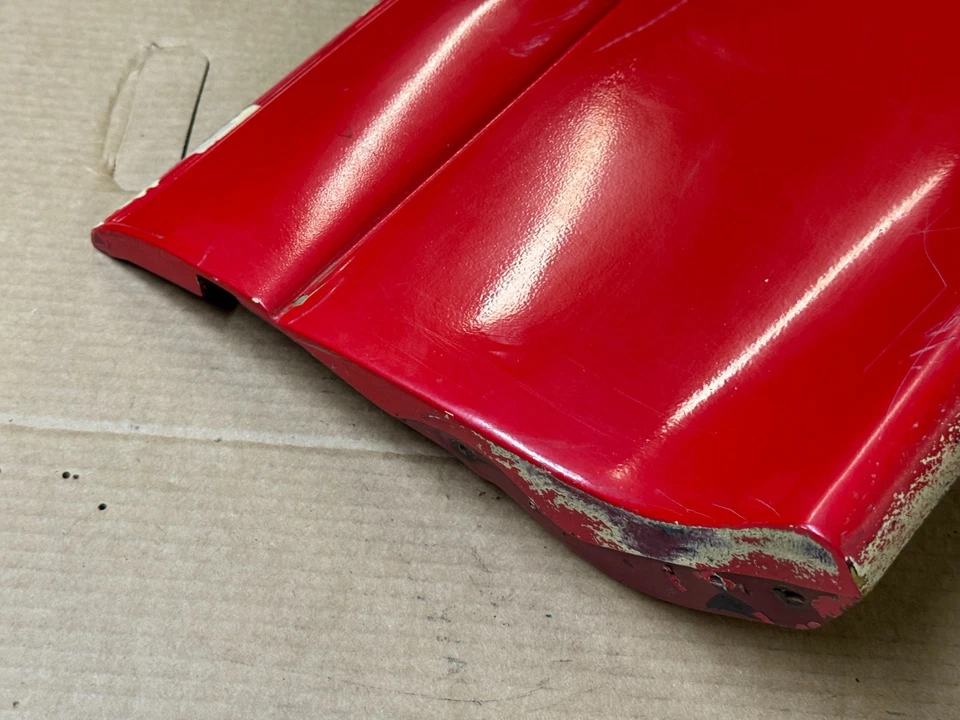 Ford Mustang GT 87-93 Cuarto Panel Efecto Tierra Spat Moldura GFX Pasajero OEM Foto 3 de 4