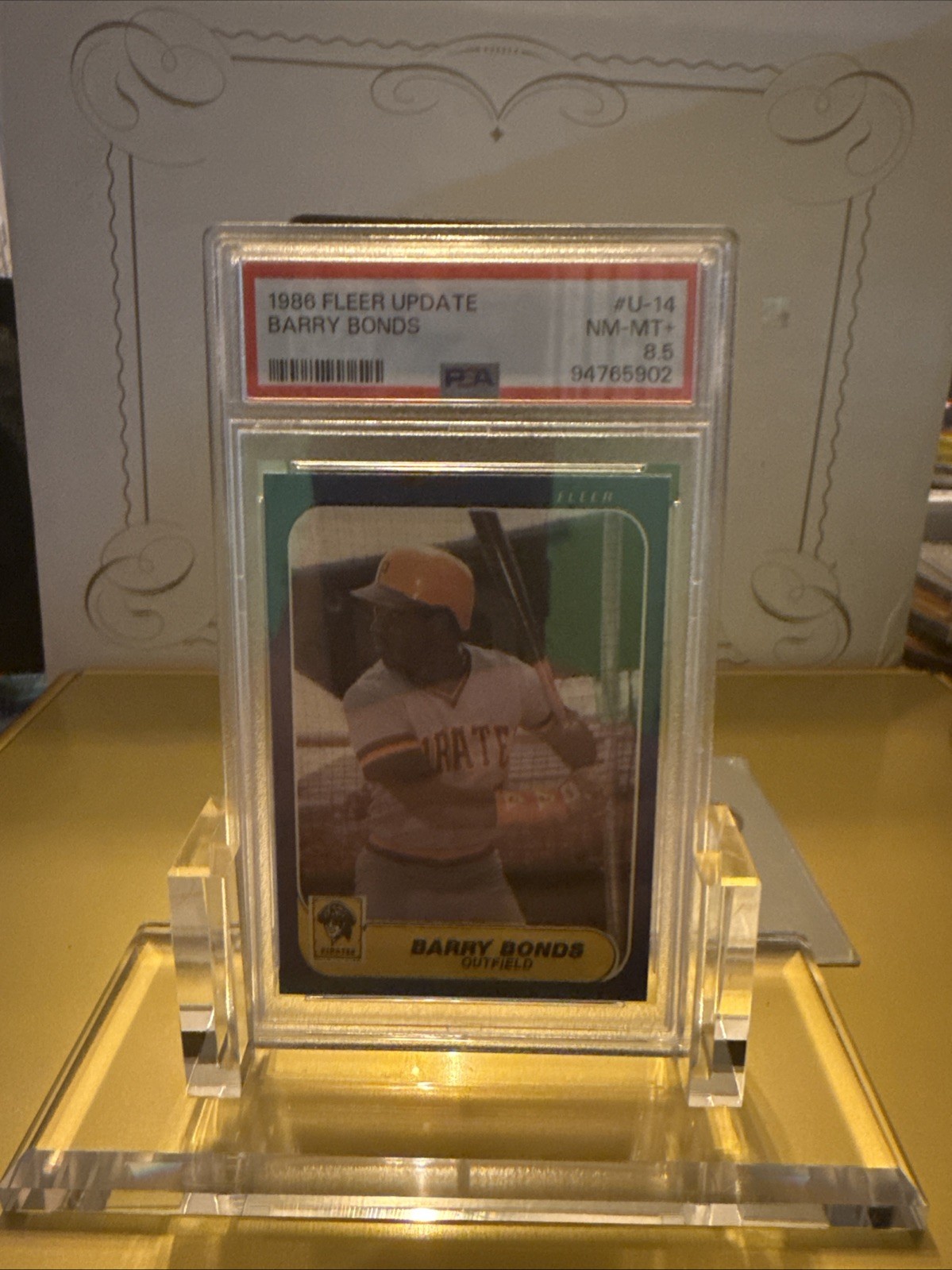 1986 Fleer Update Barry Bonds Pittsburgh Pirates Rookie Card #U-14 PSA 8.5 view 1