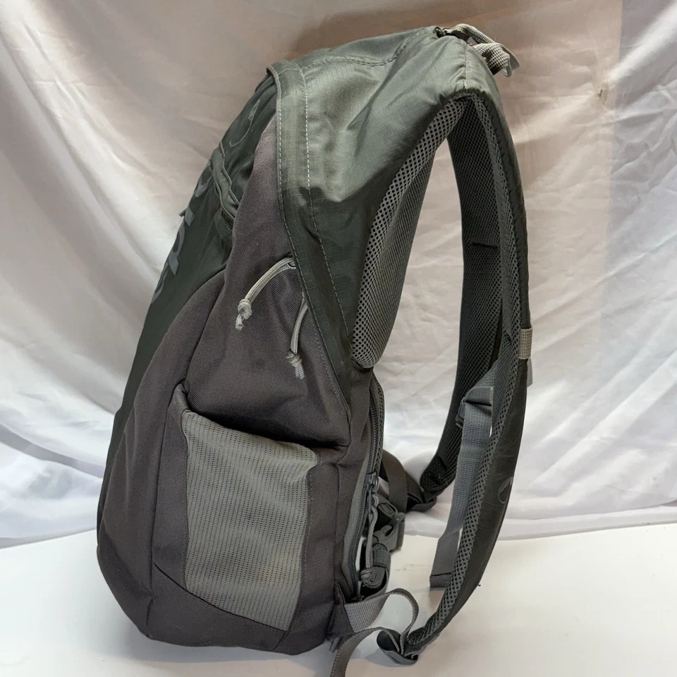 Lowepro- Photo Hatchback 16L AW Backpack Gray. - Image 3 of 4