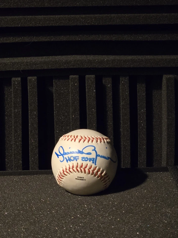 MARIANO RIVERA AUTOGRAPHED SIGNED MLB OML BASEBALL YANKEES "HOF 2019" - Image 3 of 3