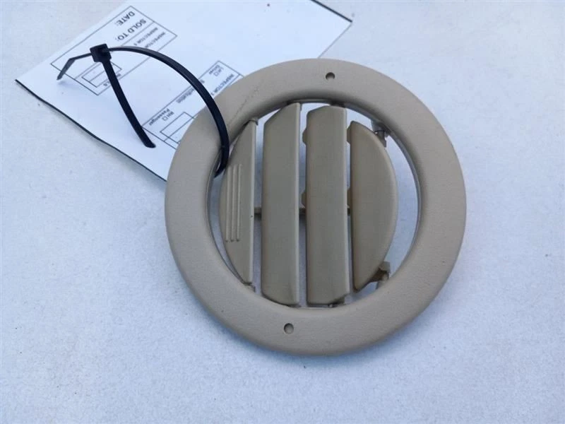 2003 - 2006 FORD EXPEDITION ROOF VENT GRILLE 19739 - Image 2 of 4