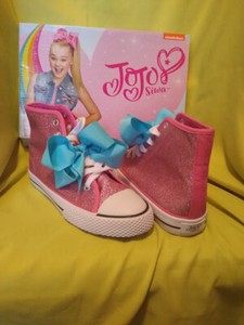 high top shoes jojo