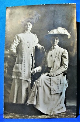 RPPC Fashionable Ladies Wearing Identical Dresses But Different Hats 1907- 1915 1 | eBay RPPC Fashionable Ladies Wearing Identical Dresses But Different Hats 1907- 1915 1 | eBay