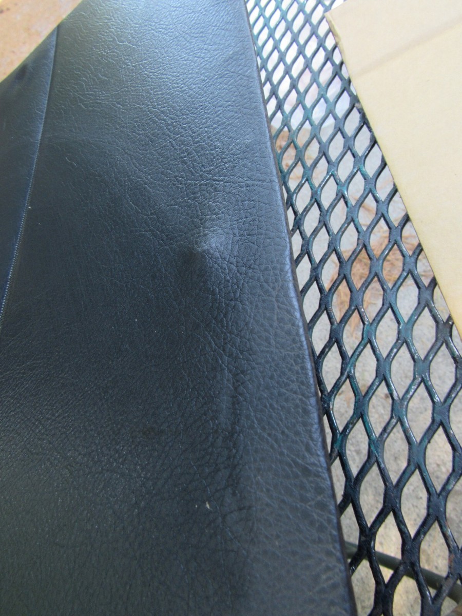 89-98 GEO TRACKER SUZUKI SIDEKICK OEM BLACK FRONT RIGHT DOOR PANEL