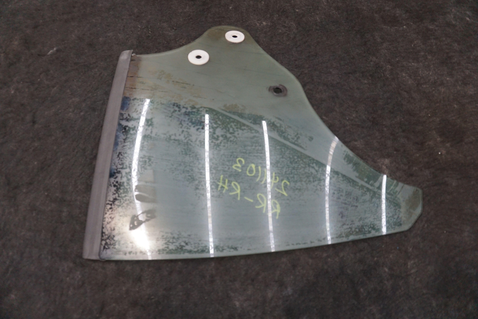 Rear Right Side Wing Quarter Window Glass OEM 69845300 Ferrari California 08-14