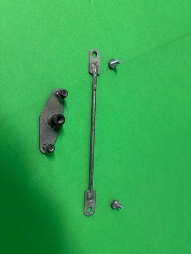 KAWASAKI KR-1 KR1 250 DRIVERS SEAT MOUNTING BRACKET - 第 1/6 張圖片