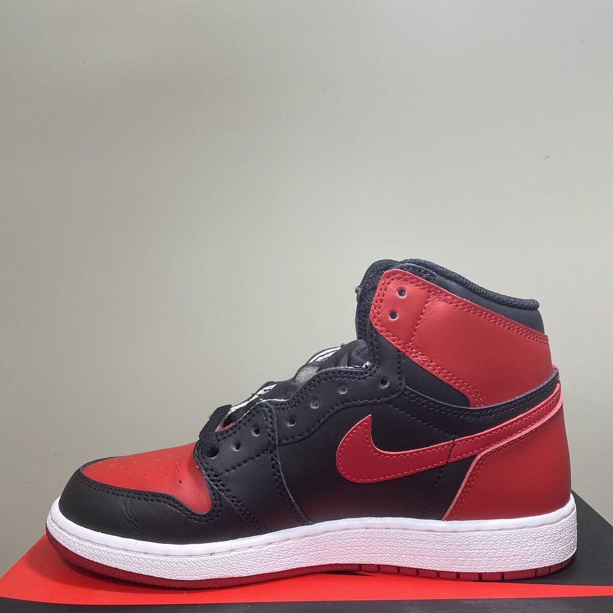 precio intermitente Acerca de la configuración Nike Air Jordan 1 Retro High OG Bred Banned 2016 GS Size 6Y Women 7.5  575441-001 | eBay