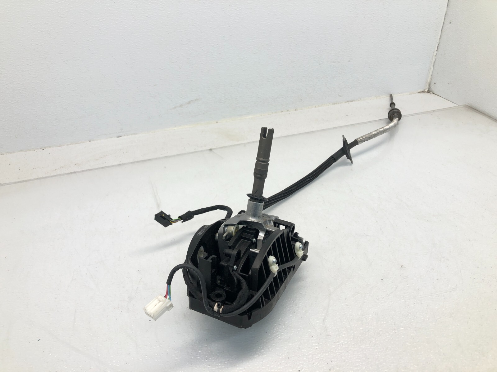2003-2019 MASERATI GRANTURISMO S M145 GEAR SHIFTER SELECTOR LEVER OEM