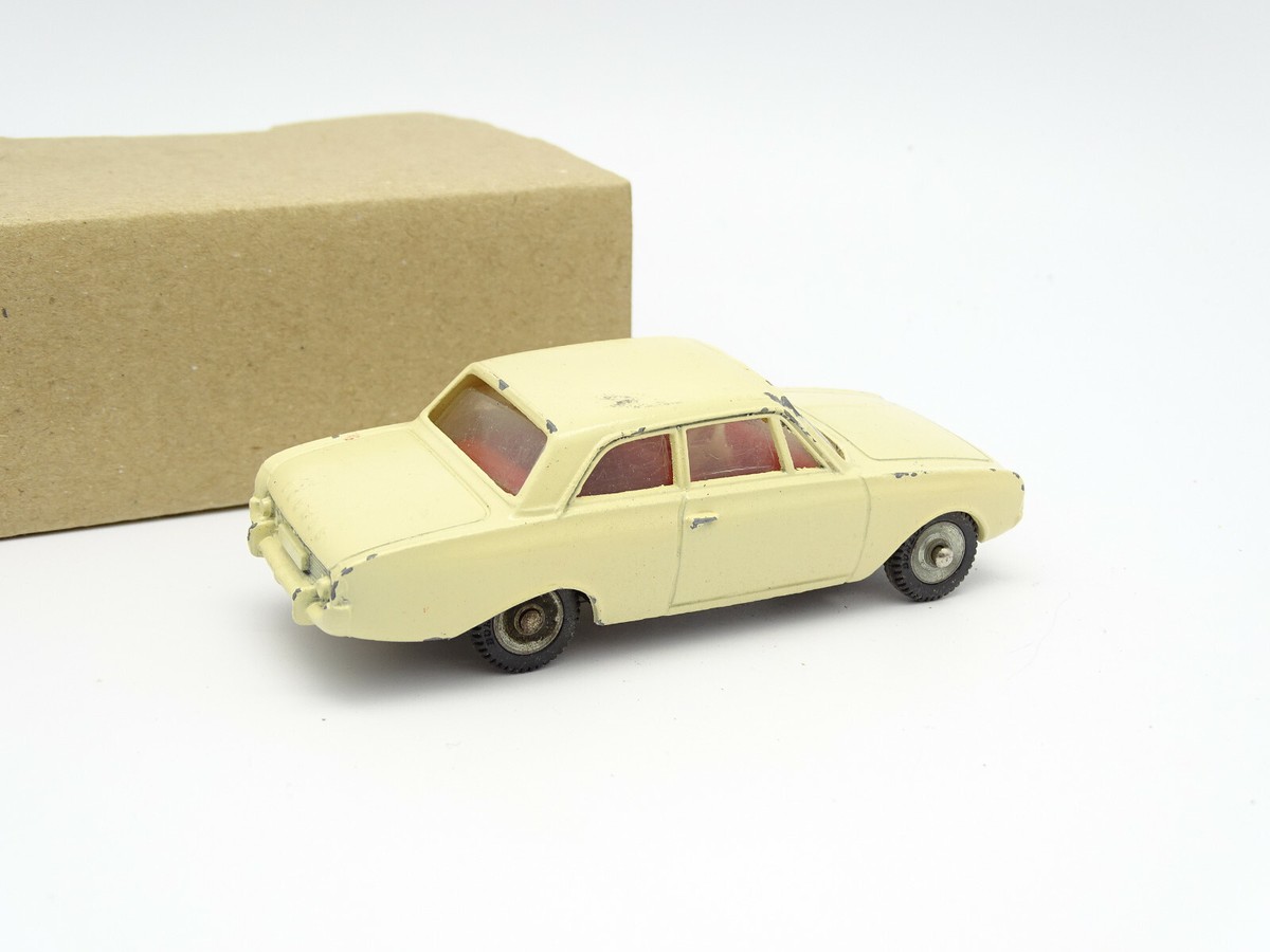 DINKY TOYS 559 FORD TAUNUS BOITE VIDE D'ORIGINE DINKY TOYS 559 FORD TAUNUS BOITE VIDE D'ORIGINE