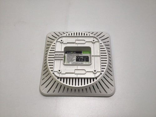 Luxul XAP-310 Wireless Access Point - white, low profile - Picture 6 of 8