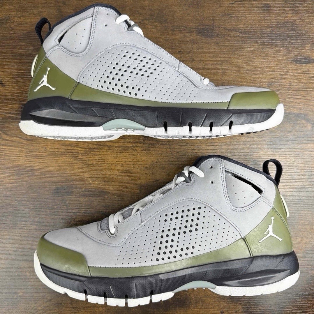 NEW Vintage Jordan Jeter Throwback Light Graphite Size 11  display picture 1