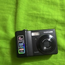 Samsung S630 Digimax Compact Digital Camera 6.0MP 3x Zoom ASR 2.5" LCD Black