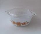 Pyrex Butterfly Gold 472 Round Casserole Dish 1.5 Pt with Lid Vintage 1970s Bowl