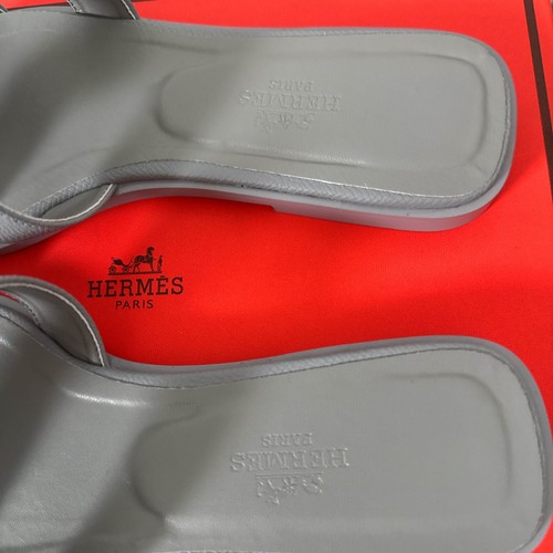 BRANDNEUE HERMES Oran Sandalen / 38 / Gris Antarktique - Bild 2 von 4