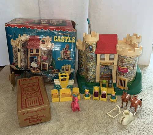 1974 Vintage Fisher Price Little People Castle 993 Yellow IOB Box Dragon King