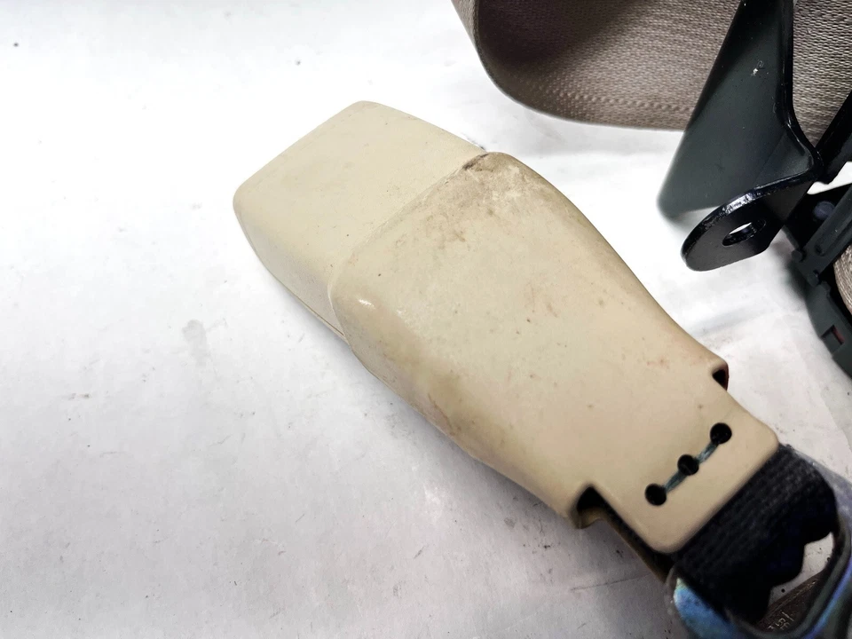 07-12 LEXUS LS460 REAR CENTER MIDDLE SEATBELT SEAT BELT RETRACTOR OEM - Image 3 of 4