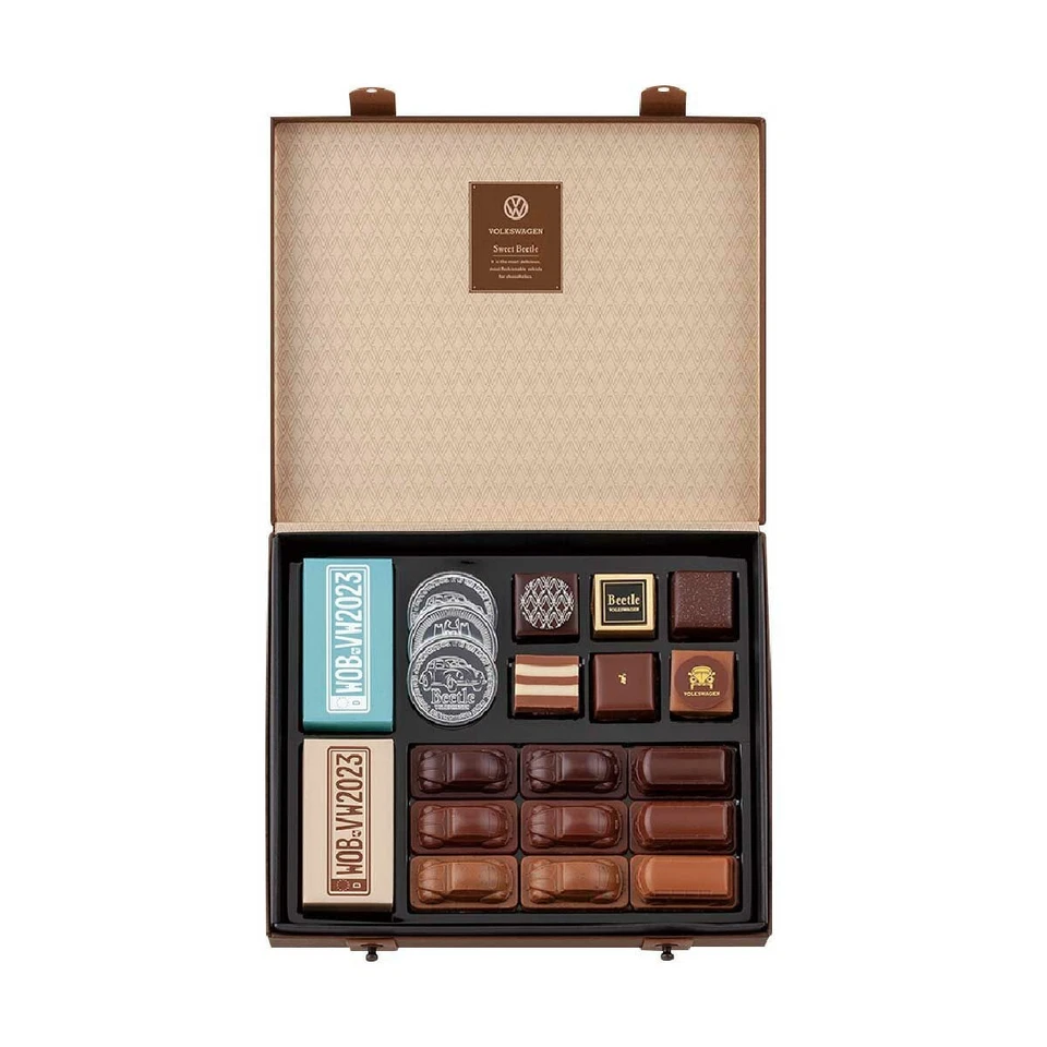 ¡Impecable!! Morozoff Chocolate y VW Beetle 2023 ¡con juego de fundición a presión de remolque! Foto 3 de 4