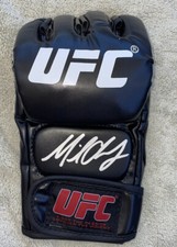 Michael Chandler Signed UFC Glove Michael Chandler Signed UFC Glove
