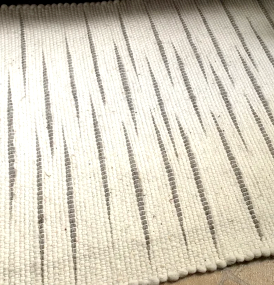 NEW VERMONT RUG FARM Cream Grey Accents Fringed Wool Rug Hand Made 2'x3 ...