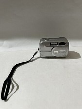 Fujifilm Digital Camera FinePix 2600 Zoom 2.0MP Silver For Parts Repair ONLY