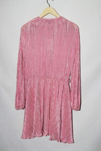 NWT Bardot Bellissa Pleat Dress Light Pink Shine size 6 Small Faux Wrap - Picture 4 of 9