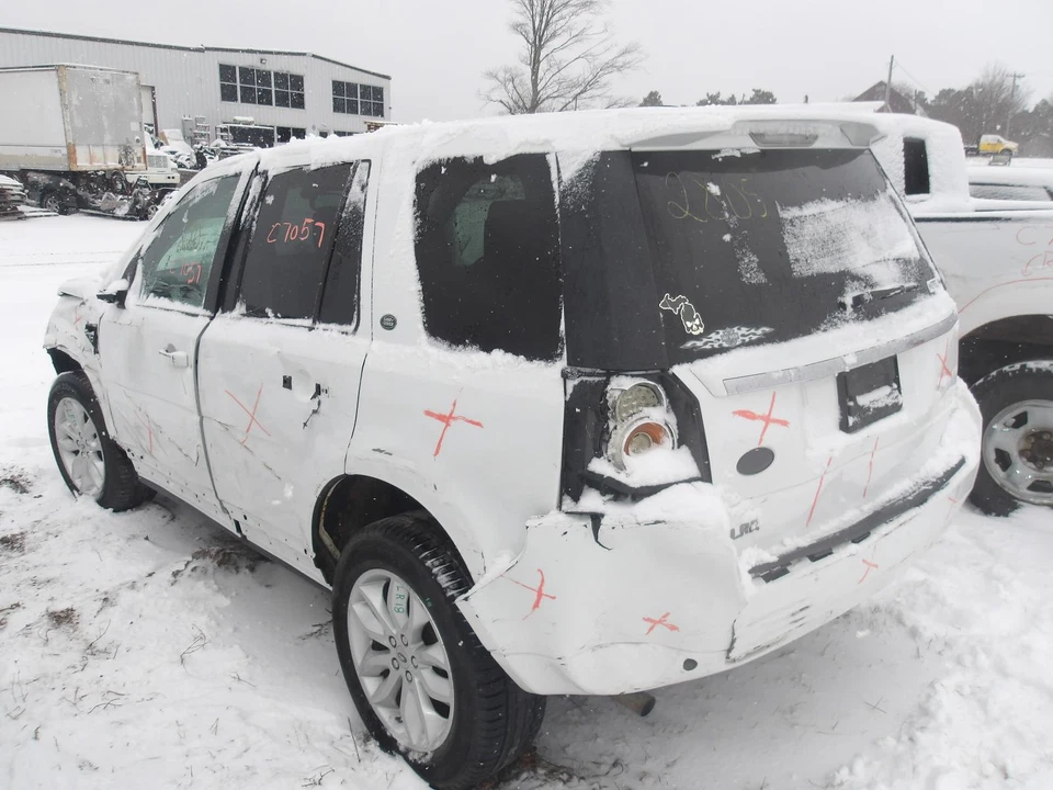 Used Front Center Interior Rear View Mirror fits: 2013 Land rover Lr2 automatic - Image 3 of 4