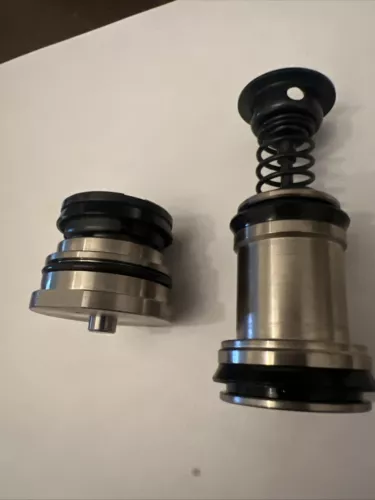 MK530093 Mitsubishi Fuso Kit Booster Cil Kit B/BSTR Intencifer  Made In Japan