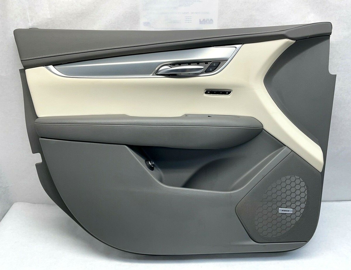 2017-2020 Cadillac XT5 Front Left Door Interior Panel Trim