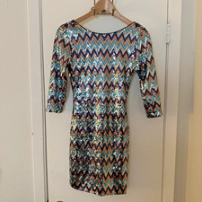 Love Reign Fully Sequined Cocktail Dress M Bodycon Stretch Cocktail Party NYE