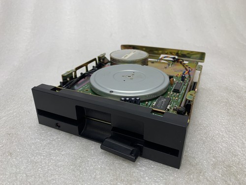 Fujitsu M2551A Vintage 5.25" Double-Density (360KB) Internal Floppy Disk Drive