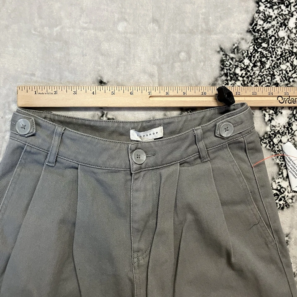 Calça jeans feminina Topshop tamanho 2 cinza plissada frente perna larga alta RIse - Imagem 4 de 4