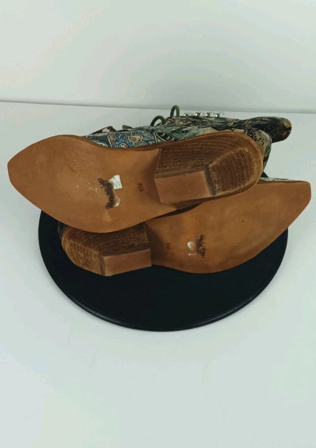 Jeffrey Campbell Elmcroft Women's Velvet Tapestry Outdoor Boots, Size 10 - Image 3 of 4