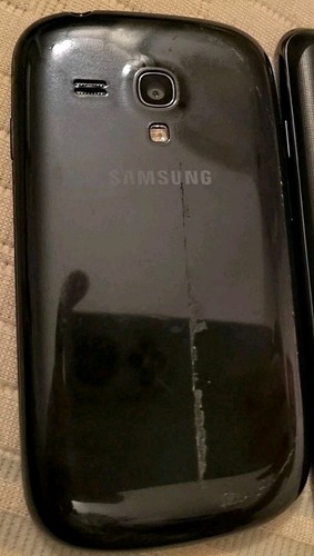 Samsung Galaxy S III Mini VE GT-I8200 - 8GB - Black Smartphone - Picture 2 of 2