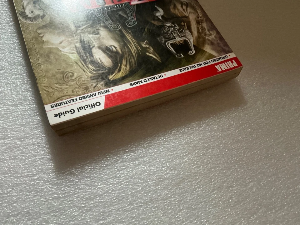 The Legend Of Zelda Twilight Princess Hd Prima Strategy Guide vgc Wii u variant - Image 3 of 4