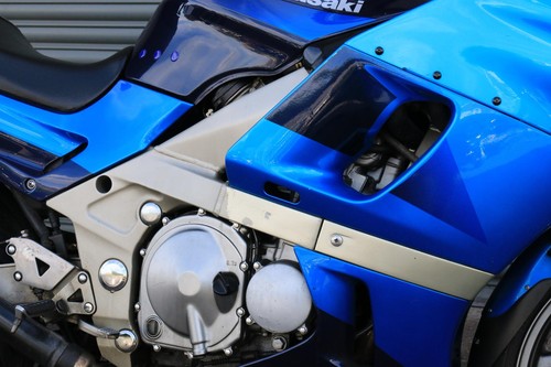 Kawasaki ZZR600 ZX600-E6 2001 - Picture 12 of 24