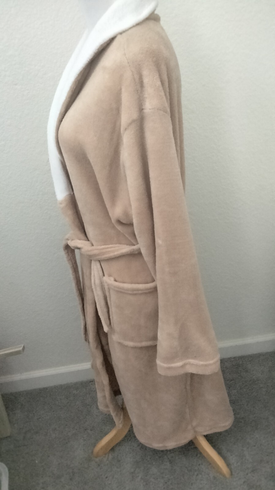 Picture 4 of 6