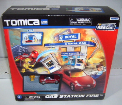 Tomica Tomy Gas Station Fire Hypercity Playset w/ Nissan Fairlady