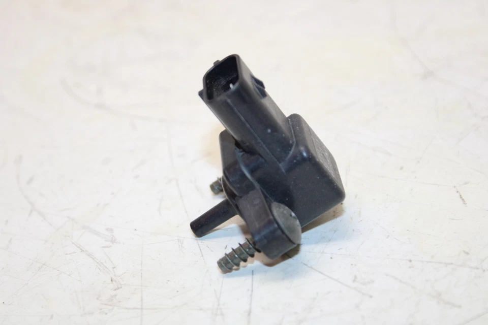 Yamaha Yzf R1 2003 mapa masa sensor de presión de flujo de aire Foto 4 de 4